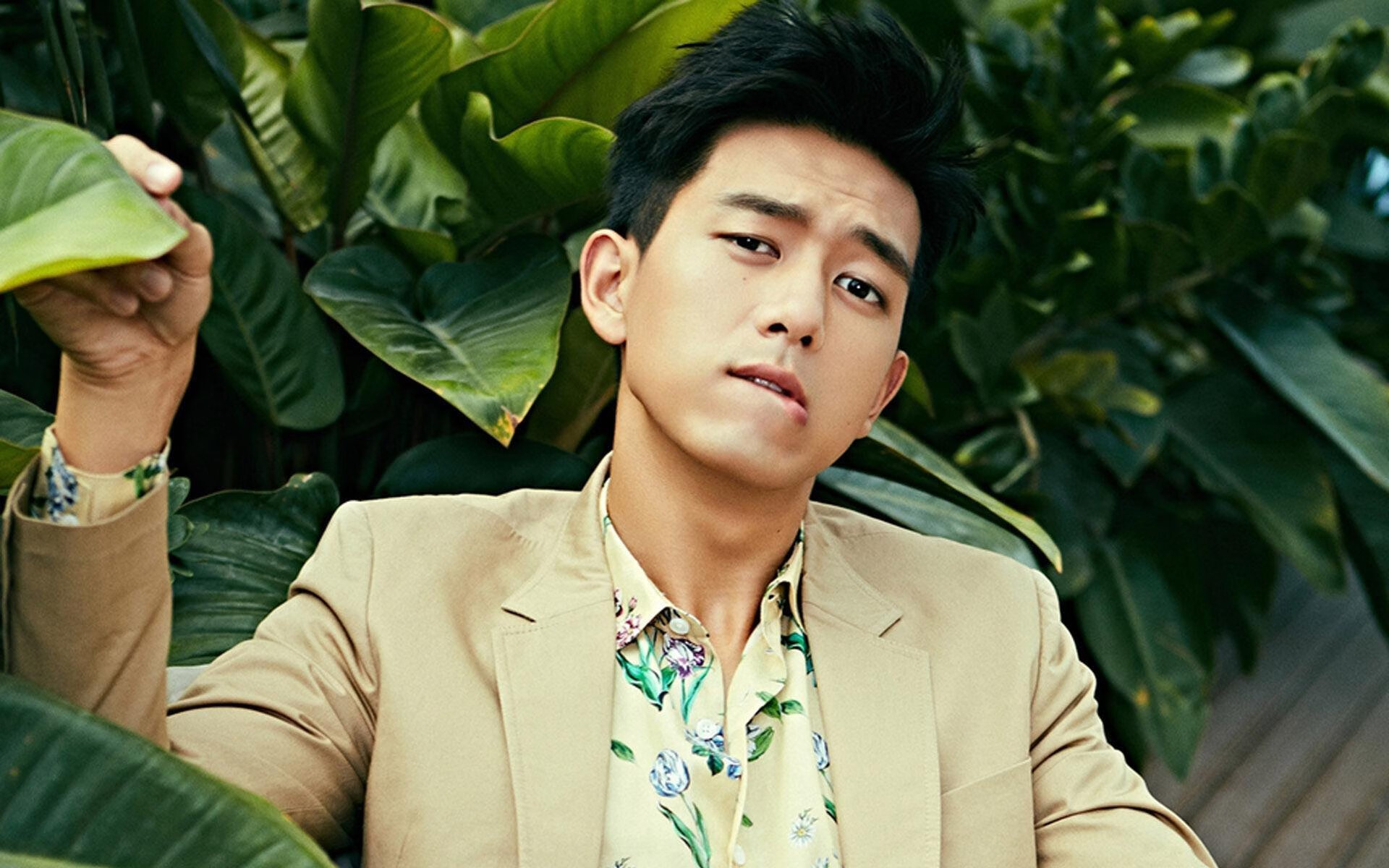 英超豪门持续引援，增强整体竞争力，英超落魄豪门